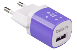 СЗУ "Belkin" 1A с USB выходом (F8JO17E PUR) (белый/сиреневый) 