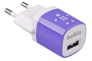 СЗУ "Belkin" 1A с USB выходом (F8JO17E PUR) (белый/сиреневый)
